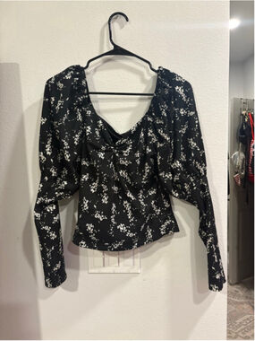 Anthropologie Floral Sweetheart Puff Sleeve Crop Top Black Small
